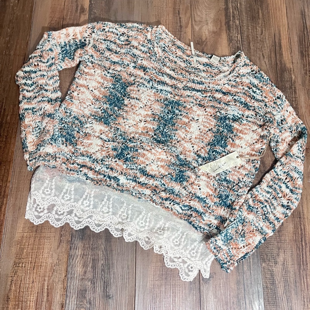 NWT! Gimmicks by BKE Textured Knit Sweater with Lace Detail Sz S